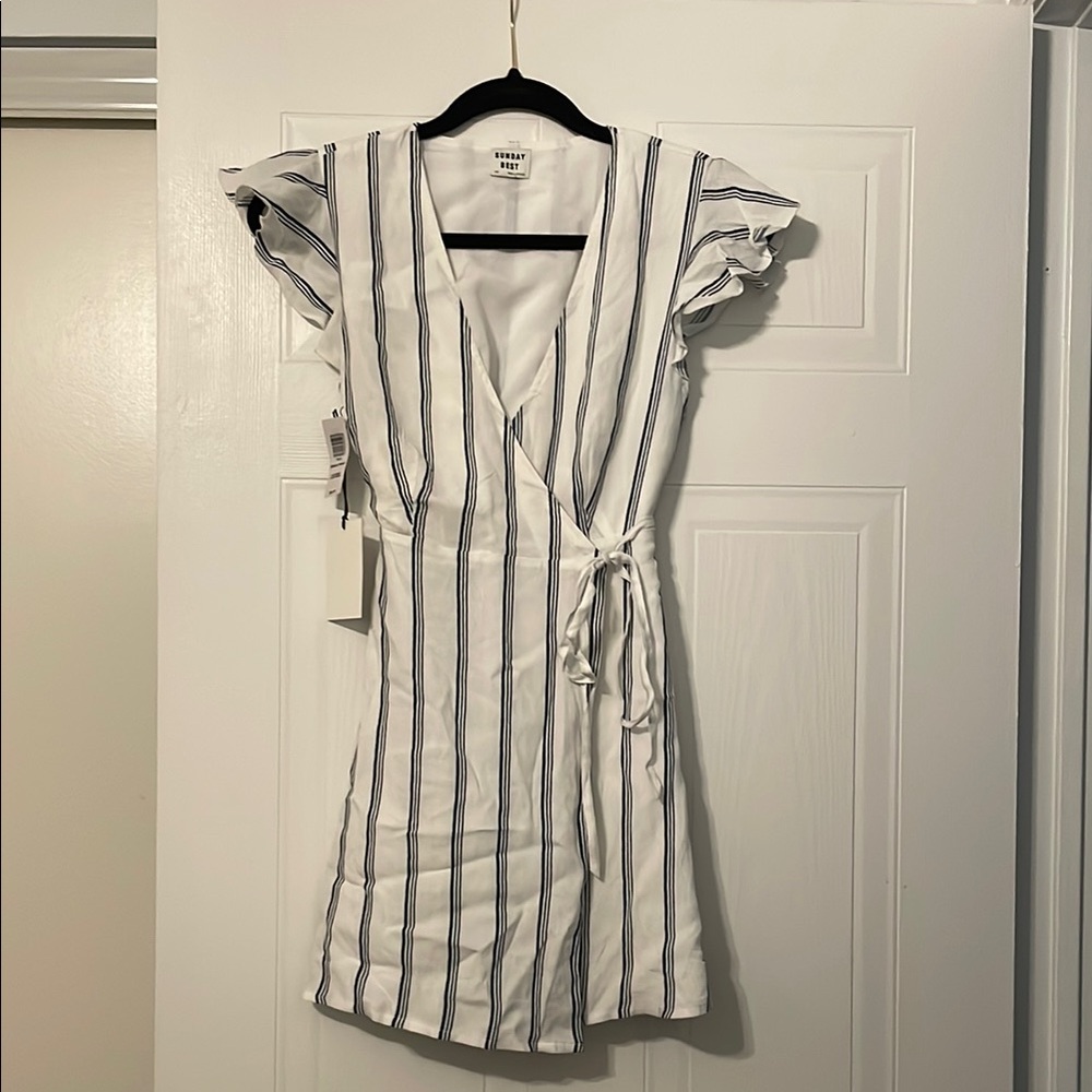 Sunday Best White and Gray Ruffled Wrap Sundress